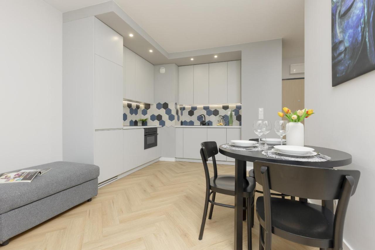 Bright, Cozy Close To The Airport By Renters *